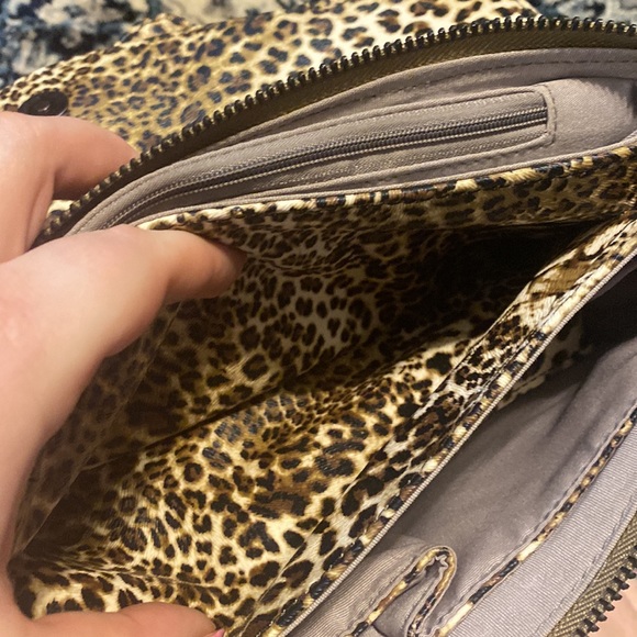 Leopard Crossbody Clutch - Picture 11 of 11